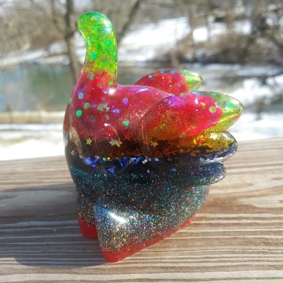 ๐SOLD๐HANDMADE Cute Elephant Resin Art - Picture 6 of 12